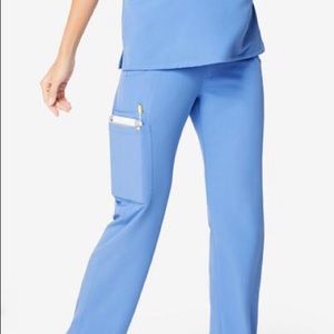 Figs Kade cargo scrub pants M/T